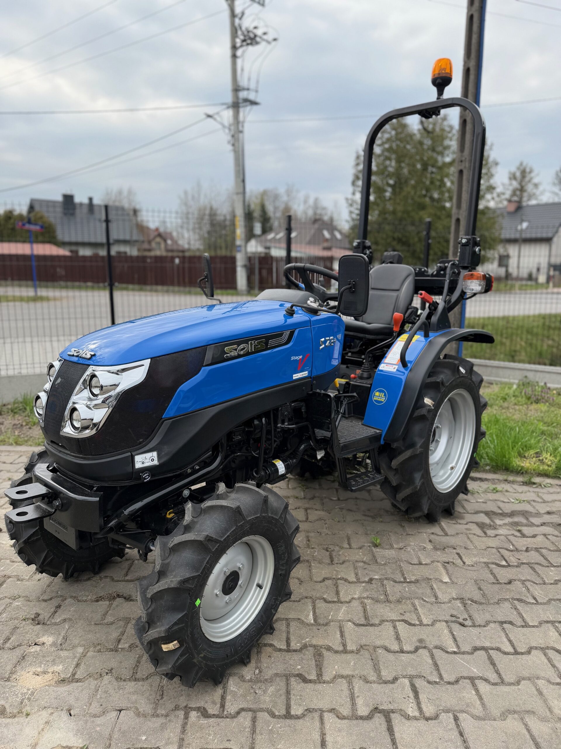 Traktor Ciągnik Solis S26 (6+2) - obrazek 4