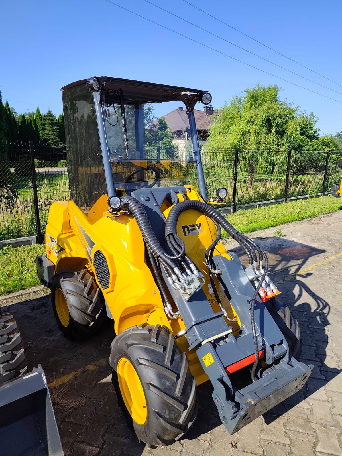 Ładowarka NEX N100 z kabiną - obrazek 5